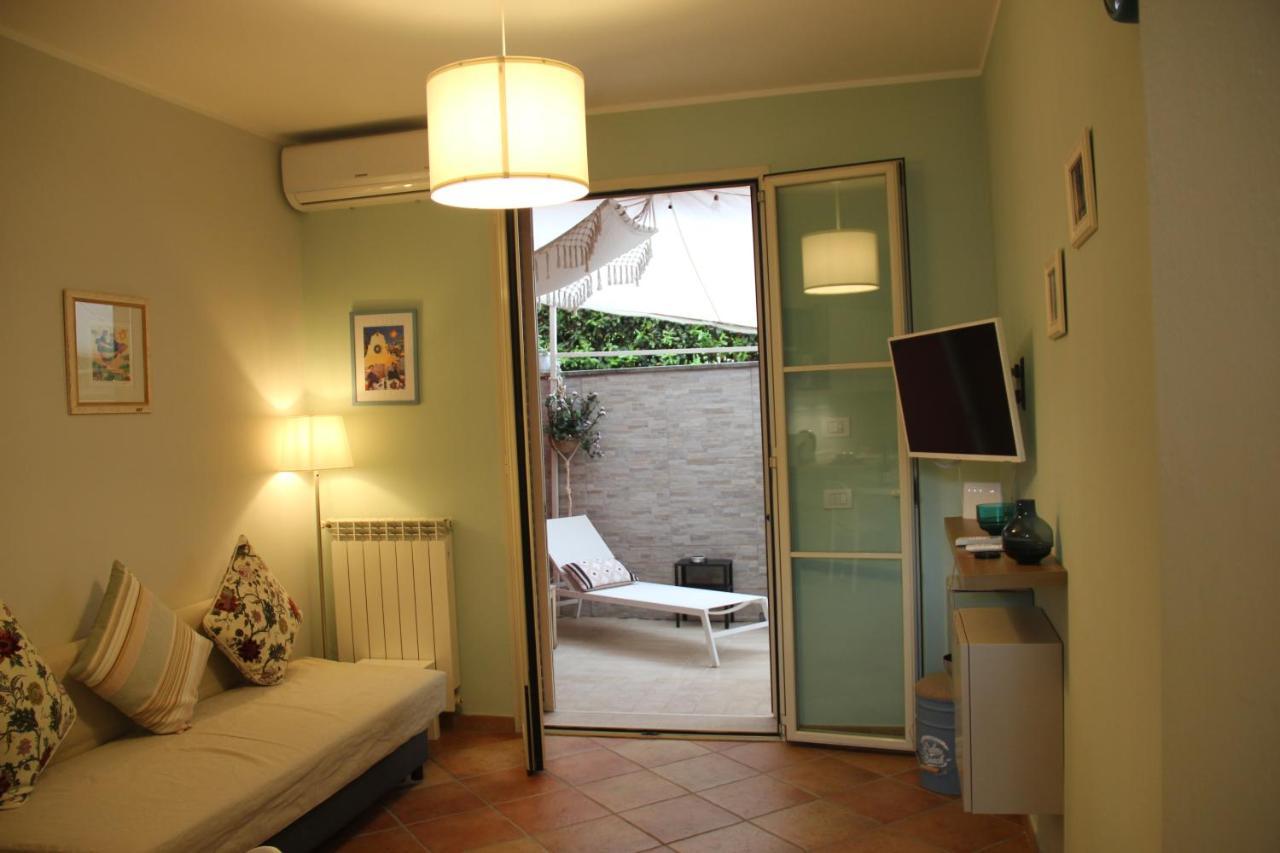Appartement Casa Lucia Private Car Or Motorcycle Park à Lucques Extérieur photo